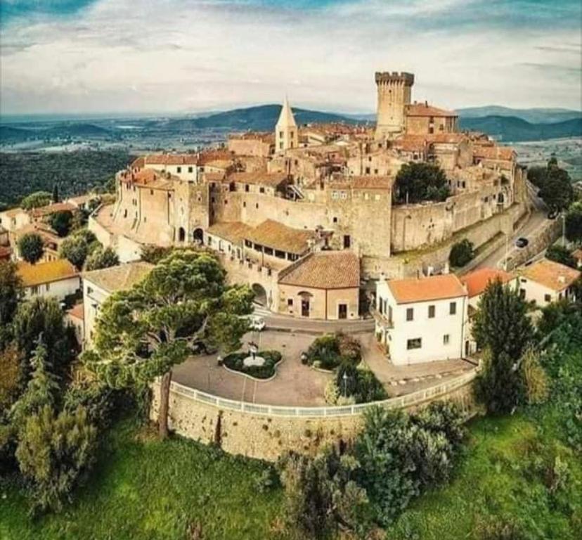 Casale Artemisia Capalbio Bed & Breakfast Екстериор снимка